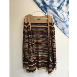 Stunning Eddie Bauer Sweater
